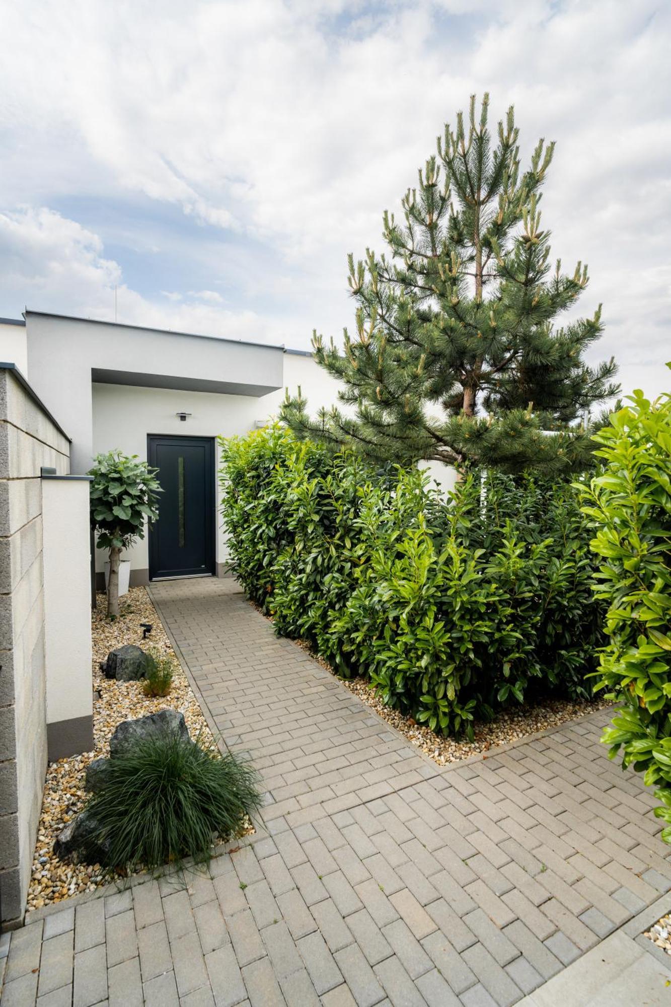 Apartmány Ladná Exterior foto