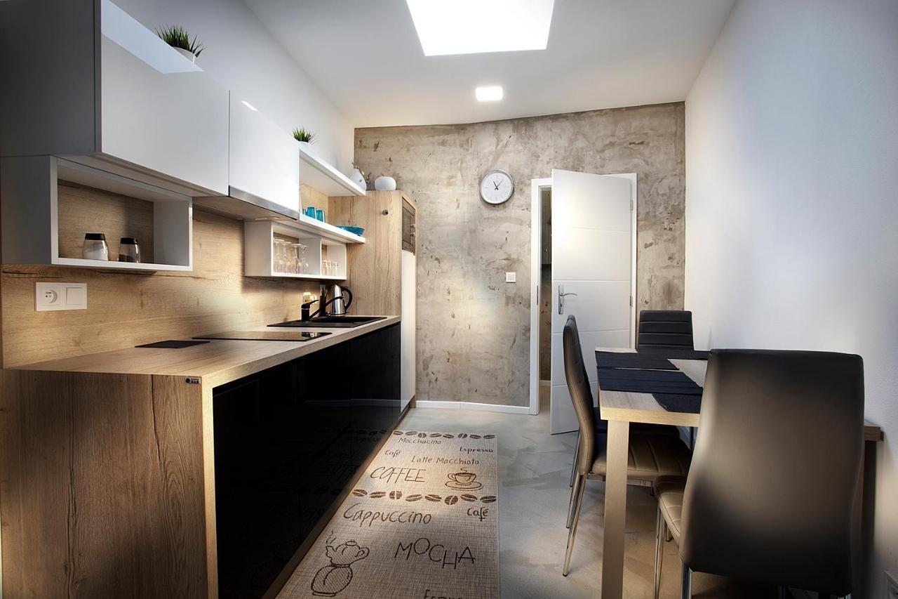 Apartmány Ladná Exterior foto
